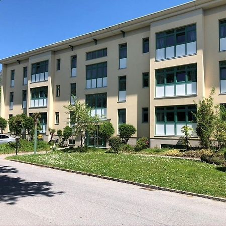 Arbeiterwohnheim Workers Dormitory 그라츠 외부 사진