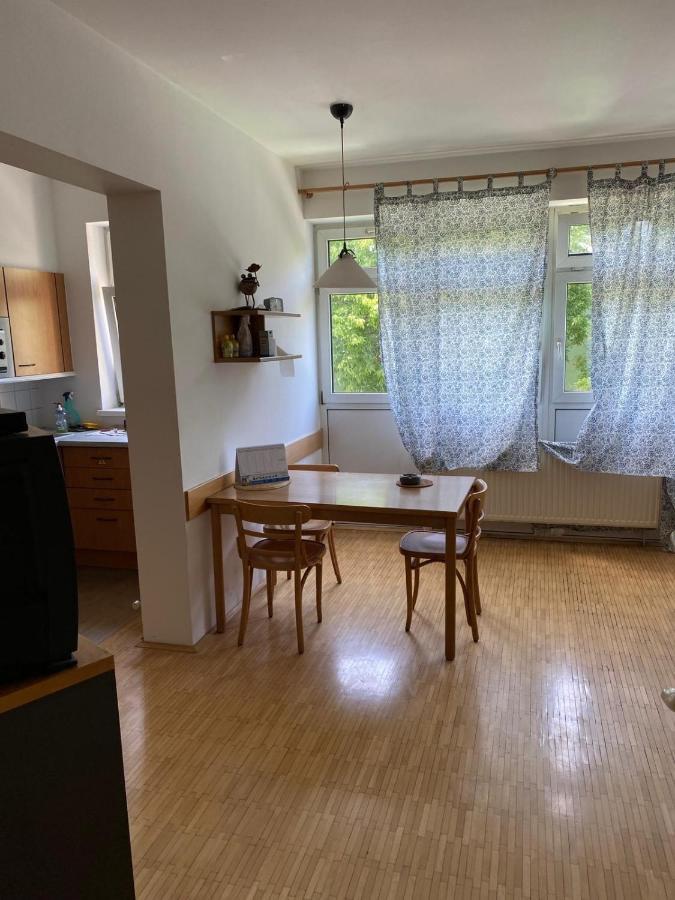 Arbeiterwohnheim Workers Dormitory 그라츠 외부 사진